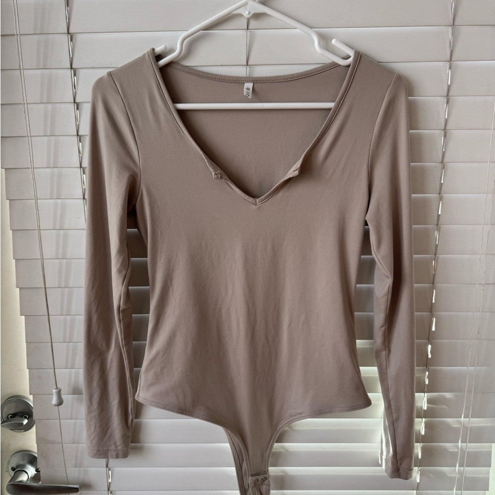 Elegant Beige Long Sleeve Bodysuit